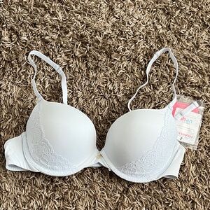 Chic Sea Glass Lace Bra